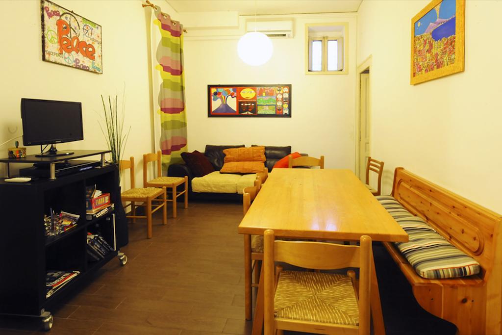 B&B Rossonapoletano Napoli Exterior photo